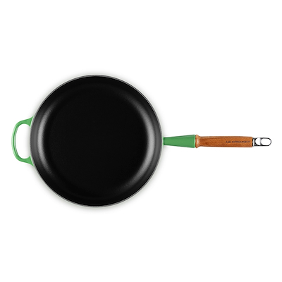 Le Creuset Signature støbejern stegepande med træhåndtag Ø28 cm bamboo green