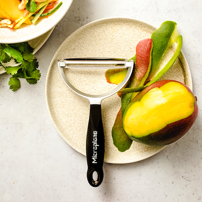 Microplane Professional XL skrællekniv sort