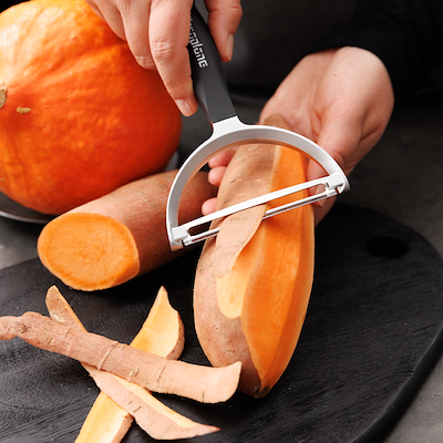 Microplane Professional XL skrællekniv sort