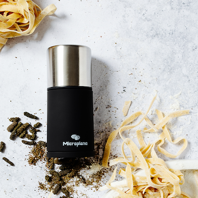 Microplane krydderimølle sort/stål H11,4 cm
