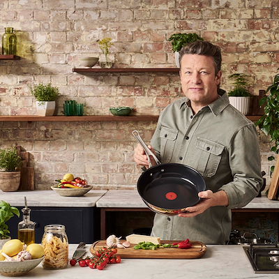 Tefal Jamie Oliver Cook's Classic stegepandesæt sort Ø24+28 cm + pandebeskytter