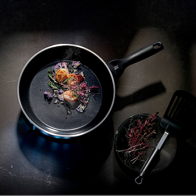 WMF CeraDur Profi stegepande med keramisk belægning Ø20 cm