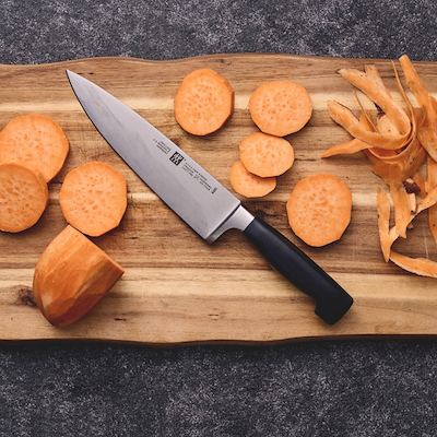 Zwilling Four Star kokkekniv sort 20 cm