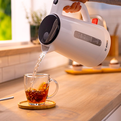 Bosch MyMoment TWK1M121 elkedel hvid 1,7 liter