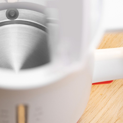 Bosch MyMoment TWK4M221 elkedel hvid & stål 1,7 liter