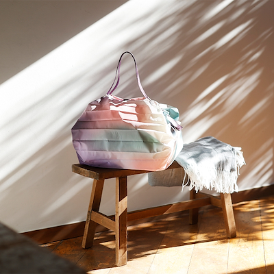 Shupatto foldbar taske medium pearly sky 15 liter