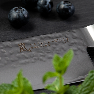 Yaxell Ketu Santoku kniv 16,5 cm