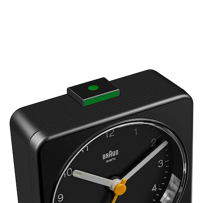 Braun Classic vækkeur BC03B med snooze sort