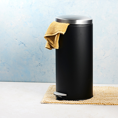 New Icon pedalspand sort 30 liter