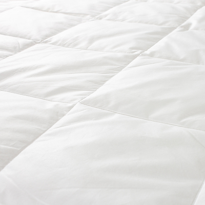 Night & Day Ara fiber sommerdyne hvid 140x220 cm