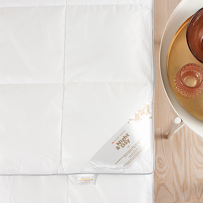 Night & Day Ara fiberdyne hvid 140x220 cm