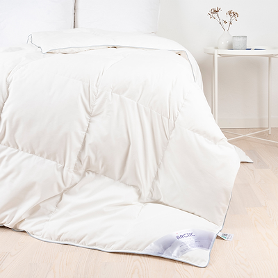 Arctic Passfjell dyne hvid 140x220 cm