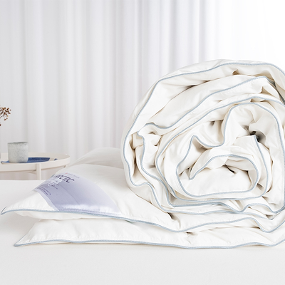 Arctic Passfjell dyne hvid 140x220 cm