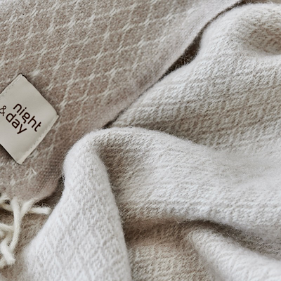 Arctic Anda uld plaid sand 130x180 cm