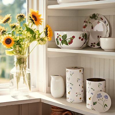 Kähler Hammershøi Summer 2025 opbevaringsdåse hvid H14.5 cm