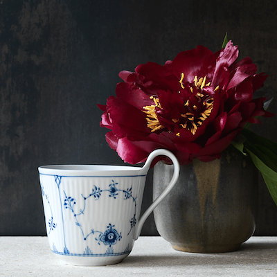 Royal Copenhagen Musselmalet Riflet højhankskop 33 cl