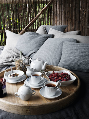 Royal Copenhagen hvid halvblonde flødekande 17 cl