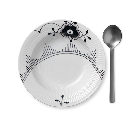 Royal Copenhagen Sort Mega Riflet dyb tallerken med kant 21 cm