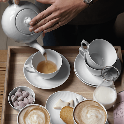 Royal Copenhagen Hvid Riflet kop og underkop 28 cl.