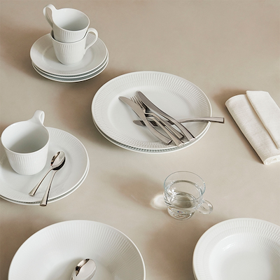 Royal Copenhagen Hvid Riflet højhankskop hvid 33 cl