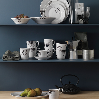 Royal Copenhagen Sort Mega Riflet højhankskop 33 cl