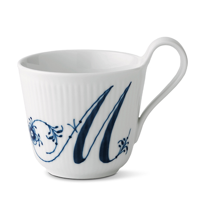 Royal Copenhagen Alfabet krus M blå 33 cl