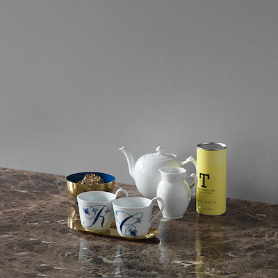 Royal Copenhagen Alfabet krus R blå 33 cl