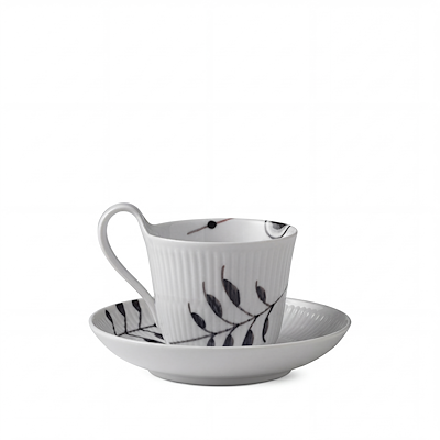 Royal Copenhagen Sort Mega Riflet højhankskop og underkop 24 cl