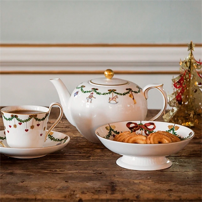 Royal Copenhagen Stjerne Riflet Jul skål på fod 42 cl