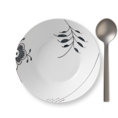 Royal Copenhagen Sort Mega Riflet dyb tallerken 17 cm