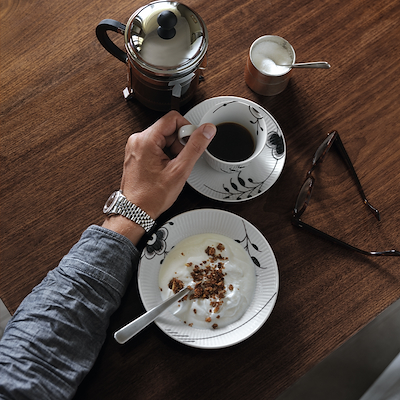 Royal Copenhagen Sort Mega Riflet dyb tallerken 17 cm