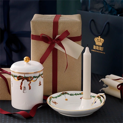 Royal Copenhagen Stjerne Riflet Jul krukke med låg 16 cm