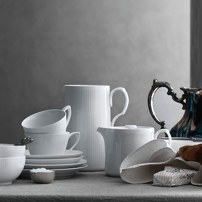 Royal Copenhagen Hvid Riflet kande 1,6 liter