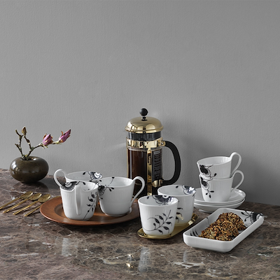 Royal Copenhagen Sort Mega Riflet fad sort 24 cm