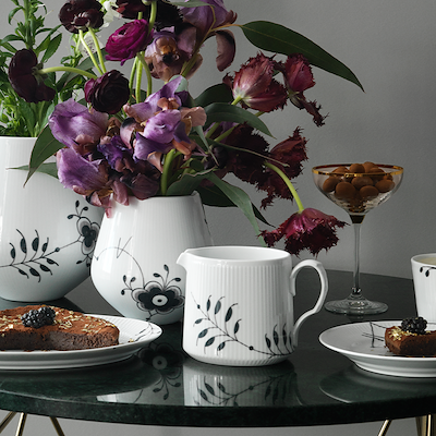 Royal Copenhagen Sort Mega Riflet kande 0,7 liter