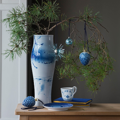 Royal Copenhagen Årets Ornament 2020 grankogle