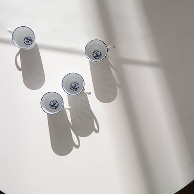 Royal Copenhagen Blue Line krus hvid/blå 28 cl 2 Stk.