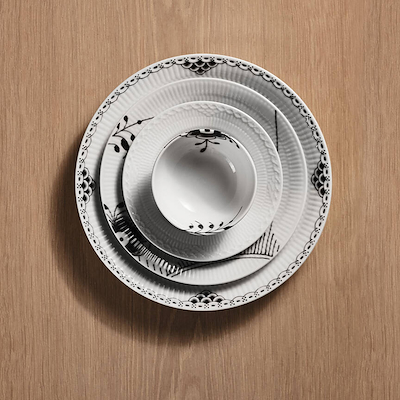 Royal Copenhagen Sort Mega Riflet skål 24 cl Ø 11 cm