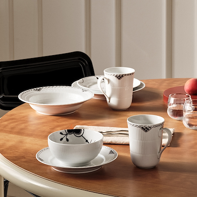 Royal Copenhagen Sort Riflet Blonde tallerken 22 cm