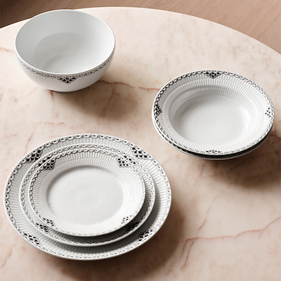 Royal Copenhagen Sort Riflet Blonde skål 110 cl