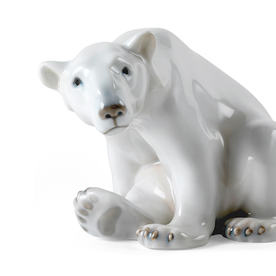 Royal Copenhagen Figurine 2023 isbjørn siddende 12 cm