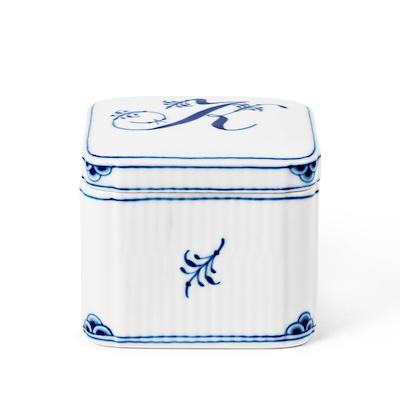 Royal Copenhagen Alfabet bonbonniere K 13 cl