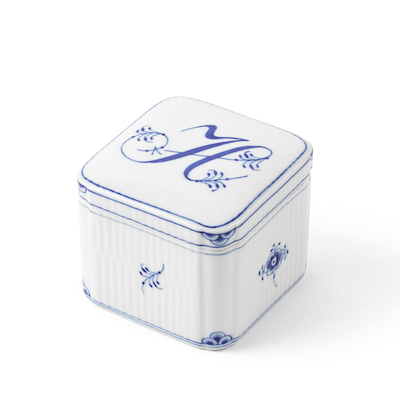 Royal Copenhagen Alfabet bonbonniere H 13 cl