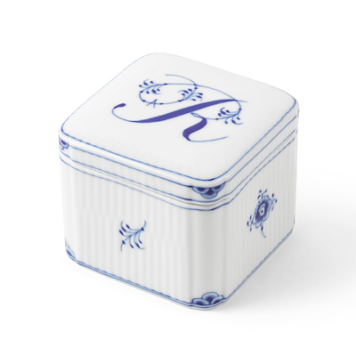 Royal Copenhagen Alfabet bonbonniere R 13 cl