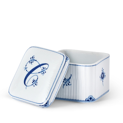 Royal Copenhagen Alfabet bonbonniere C 13 cl