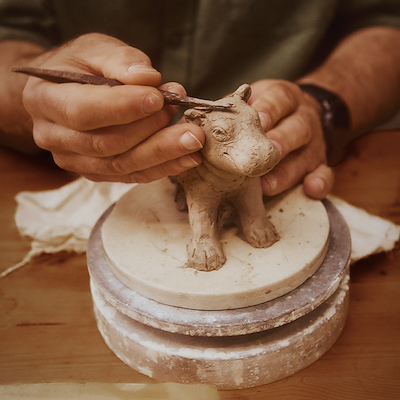 Royal Copenhagen årsfigur 2026 babyflodhest 9,5 cm