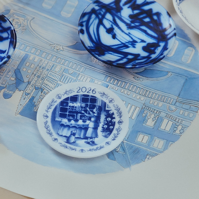 Royal Copenhagen juleplakette 2026 - Forventningens glæde Ø 8,5 cm