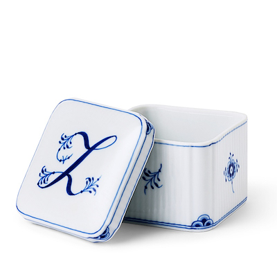 Royal Copenhagen Alfabet bonbonniere Z 13 cl
