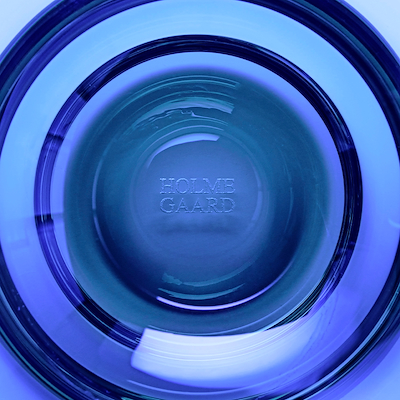 Holmegaard Flow vandglas mørk blå 35 cl