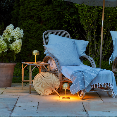 Sirius Tim genopladelig bodlampe messing H22 cm